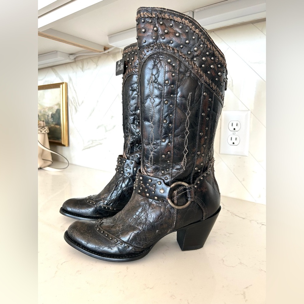 NWT Dan Post Heeled Cowboy Boots with Stud Accents Sz 9M